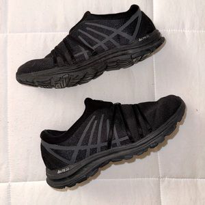 LIKE NEW! Abeo Abound Lite 2.0 Black Lightweight Walking Slip-On Sneakers- 7